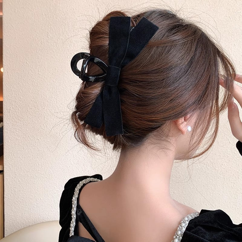 Oversized Bow Hair Claw Clip view 8
