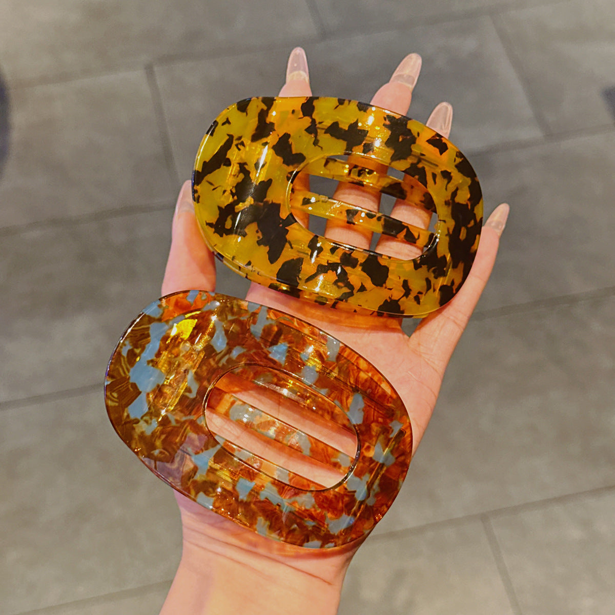 Curved Acetate Hair Claw Clip view 2