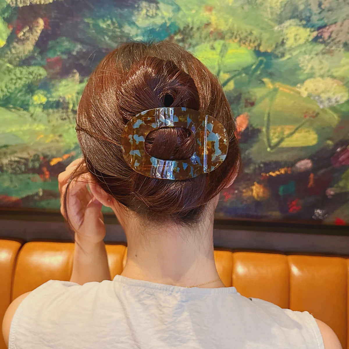 Curved Acetate Hair Claw Clip view 3