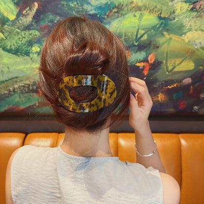 Curved Acetate Hair Claw Clip view 4