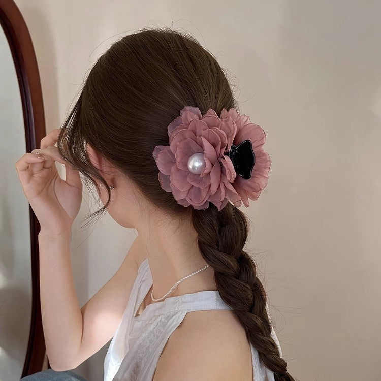 Flower Pearl Hair Claw Clip view 3
