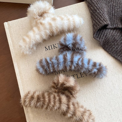 Fuzzy Leopard Hair Claw Clip view 2