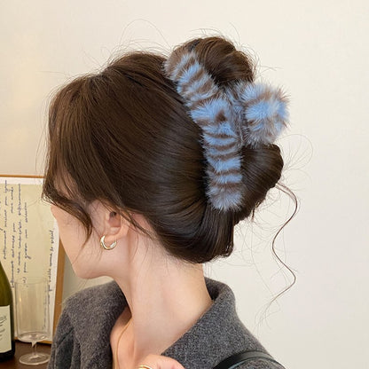 Fuzzy Leopard Hair Claw Clip view 4