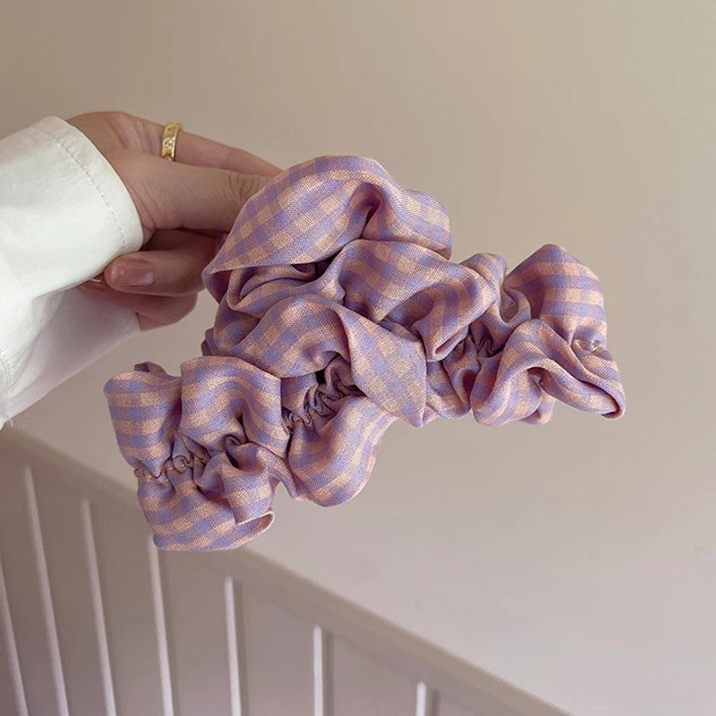Gingham Ruffle Hair Claw Clip view 8