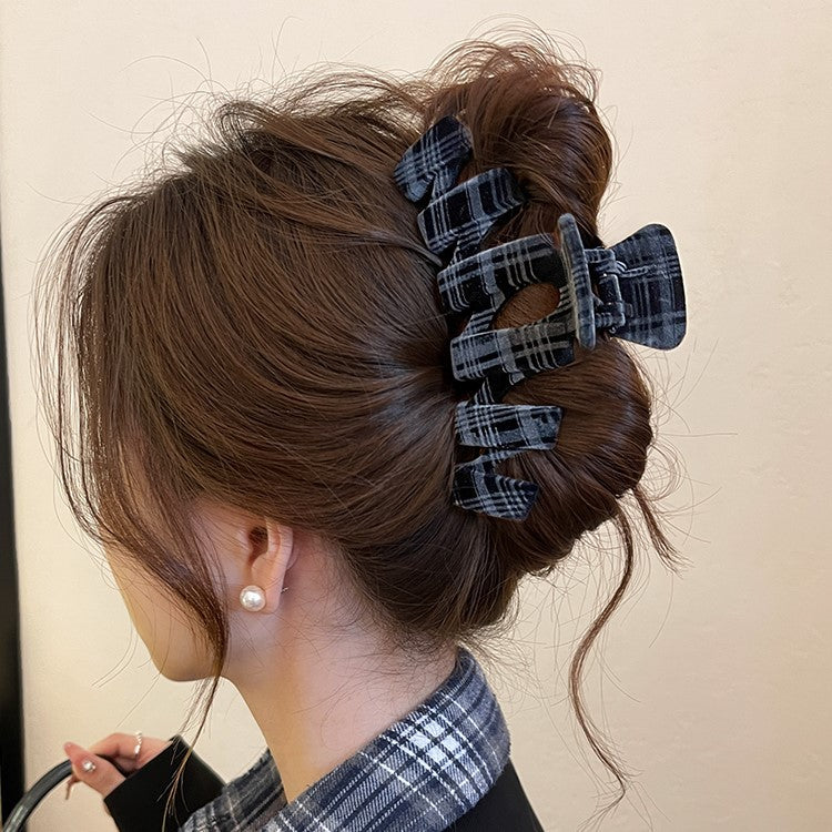 Grey Plaid Hair Claw Clip view 3