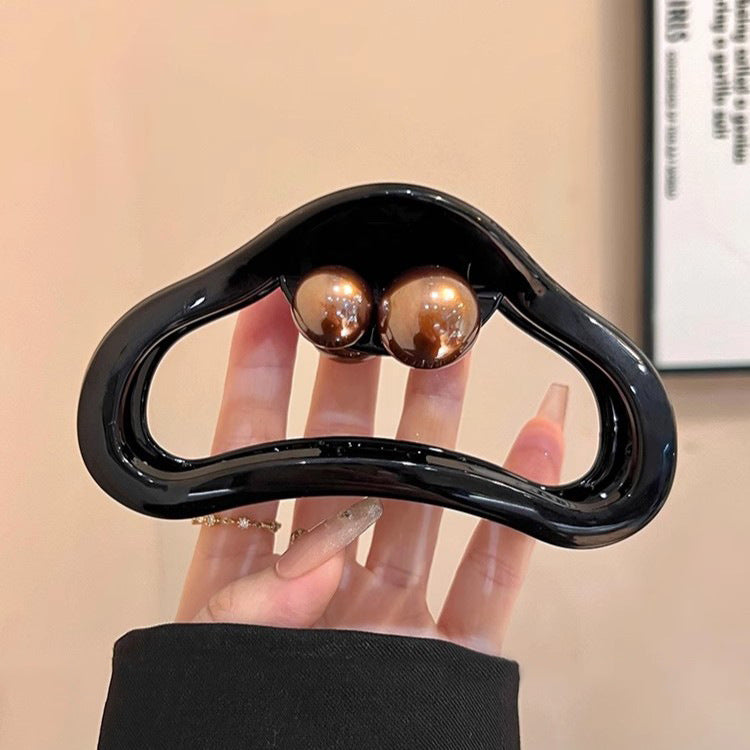 Hollow Crescent Hair Claw Clip view 7