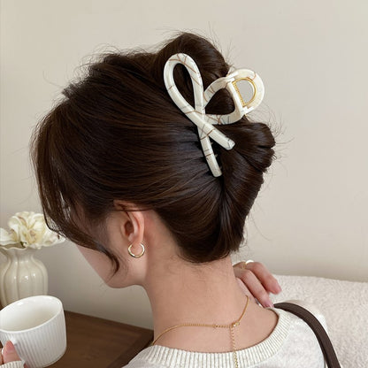 Line Art Bow Hair Claw Clip view 4