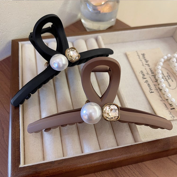 Matte Pearl Bow Hair Claw Clip view 2