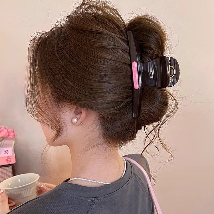 Minimal Acrylic Hair Claw Clip view 4