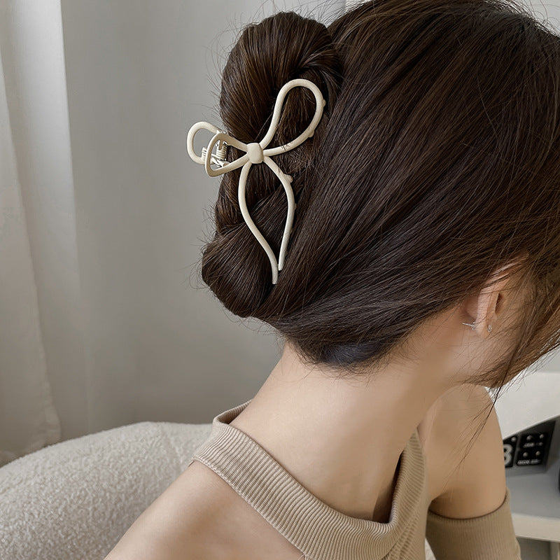 Minimal Bow Metal Hair Claw Clip view 4