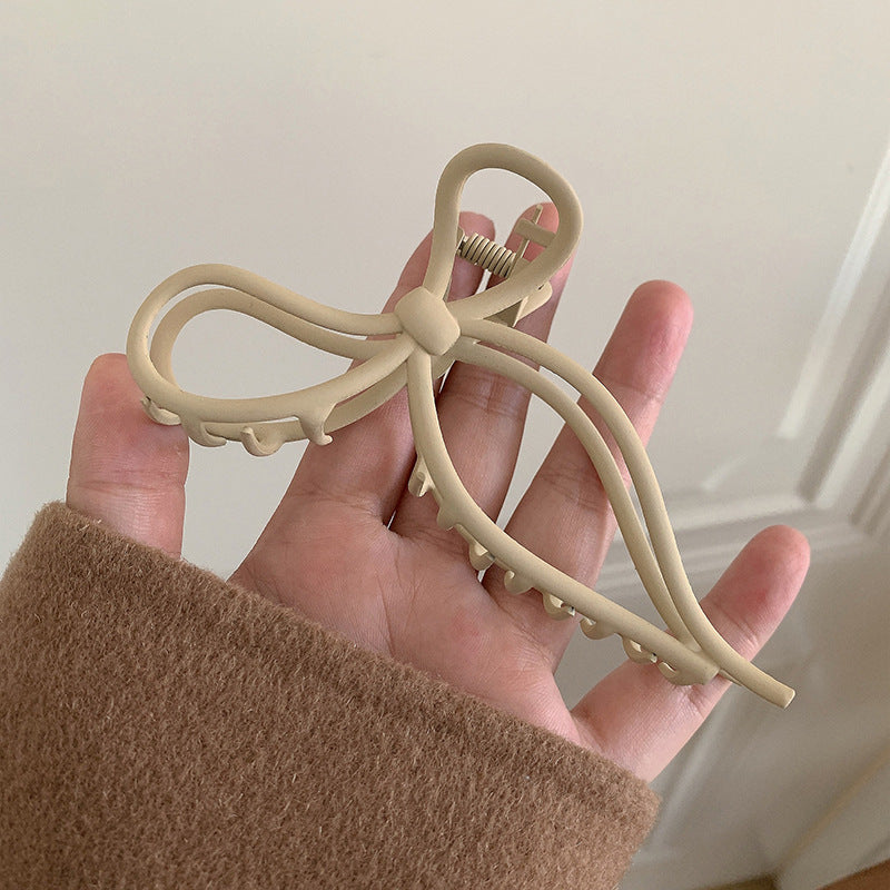 Minimal Bow Metal Hair Claw Clip view 6