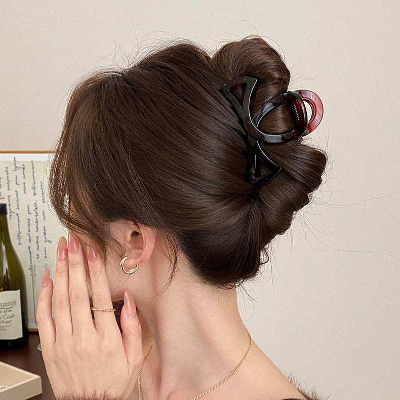Openwork Medium Hair Claw Clip view 3