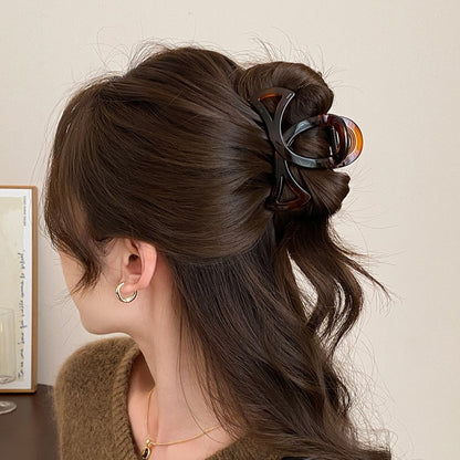 Openwork Medium Hair Claw Clip view 8