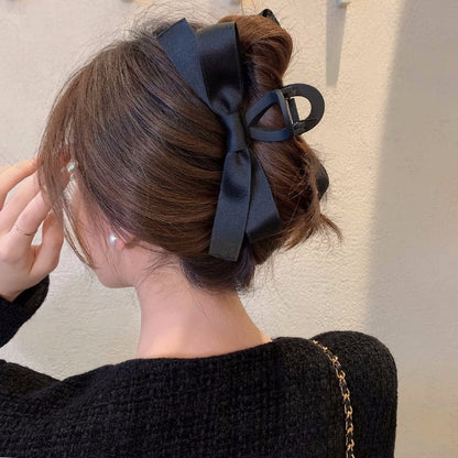 Oversized Bow Hair Claw Clip view 6