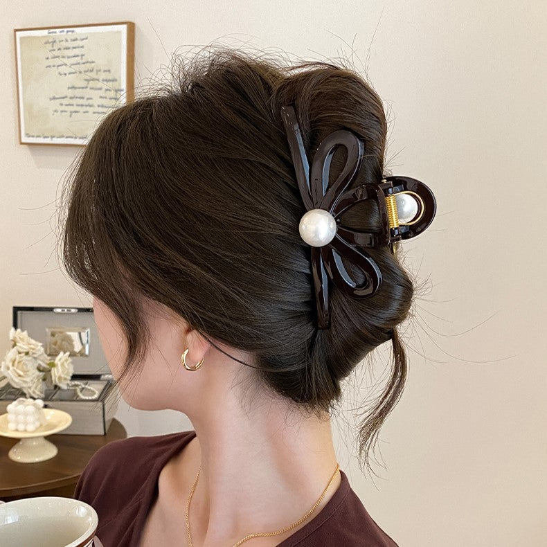 Pearl Bow Hair Claw Clip view 3