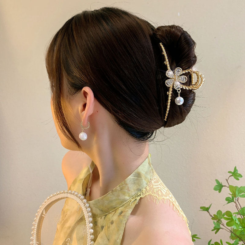 Pearl Flower Hair Claw Clip view 2