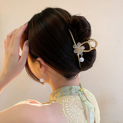 Pearl Flower Hair Claw Clip view 4