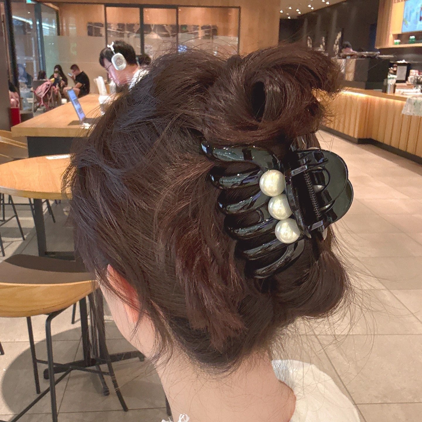 Pearl Pumpkin Hair Claw Clip view 3