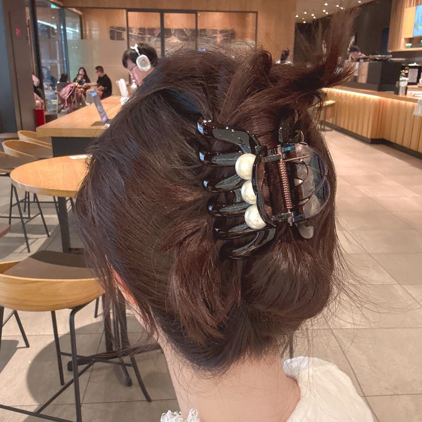 Pearl Pumpkin Hair Claw Clip view 4
