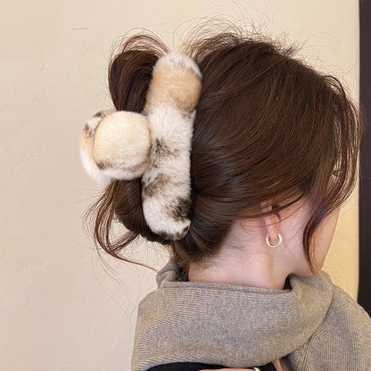 Plush Leopard Hair Claw Clip