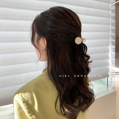 Round Pearl Mini Hair Claw Clip view 3