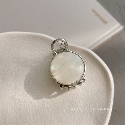 Round Pearl Mini Hair Claw Clip view 7