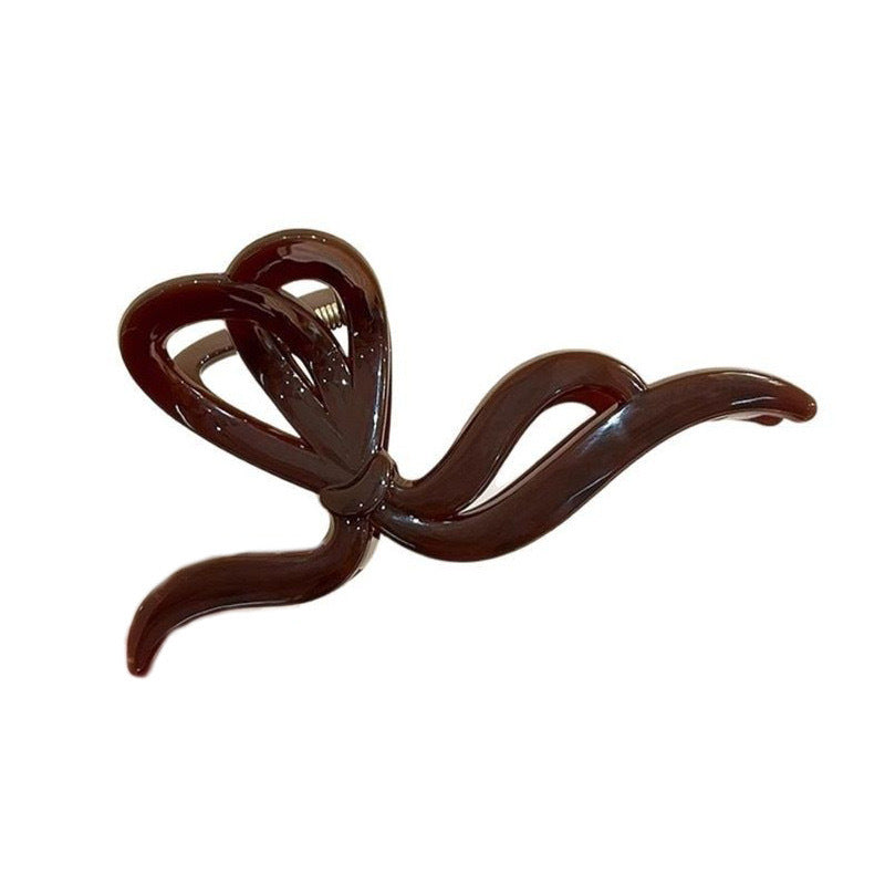 Sculpted Line Hair Claw Clip view 5