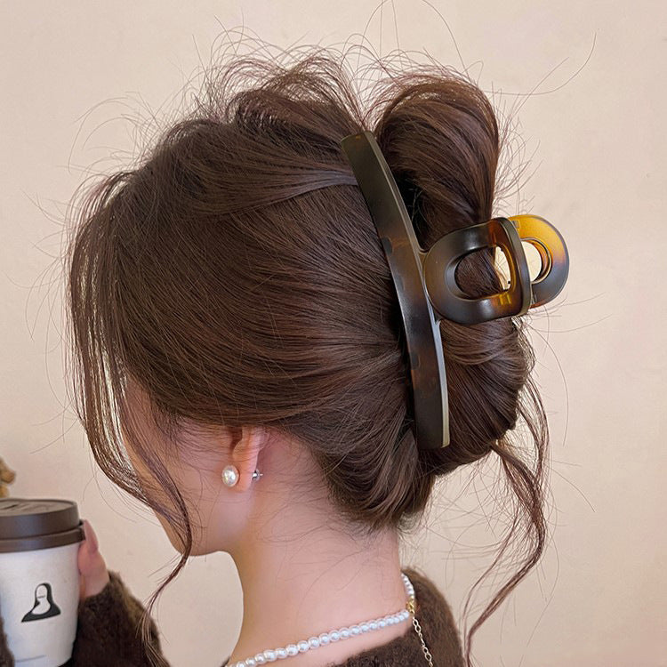 Simple Bar Hair Claw Clip view 4