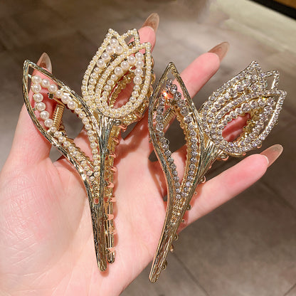 Tulip Pearl Hair Claw Clip view 3