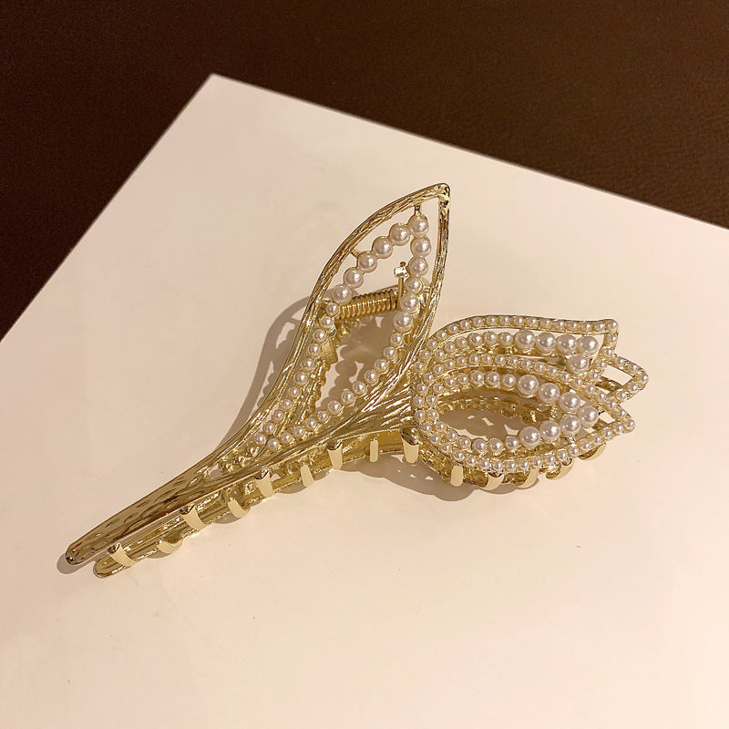 Tulip Pearl Hair Claw Clip view 6